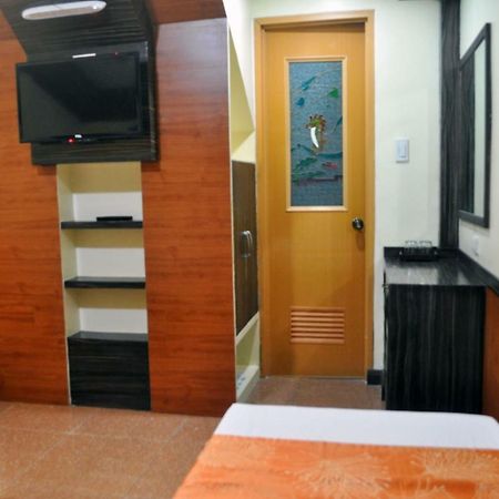 พีคเฮาส์ การ์เด้น เพนชั่น Bed & Breakfast เอลนิโด ภายนอก รูปภาพ