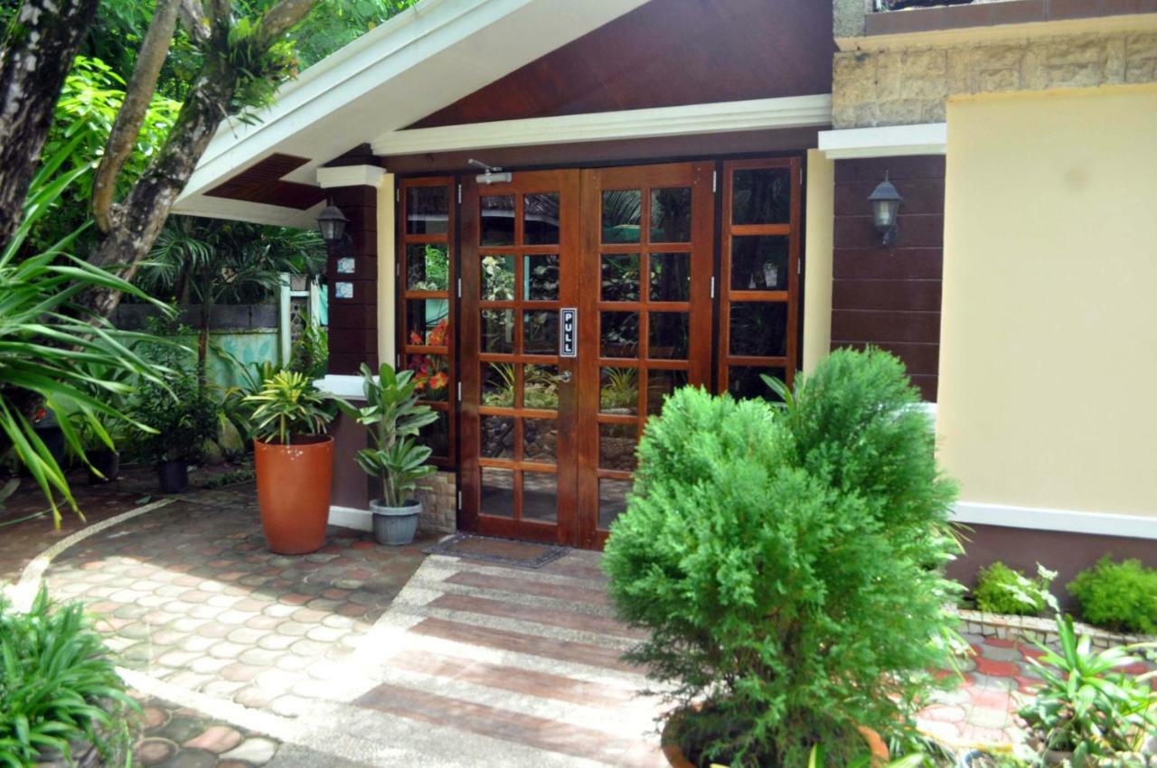 พีคเฮาส์ การ์เด้น เพนชั่น Bed & Breakfast เอลนิโด ภายนอก รูปภาพ