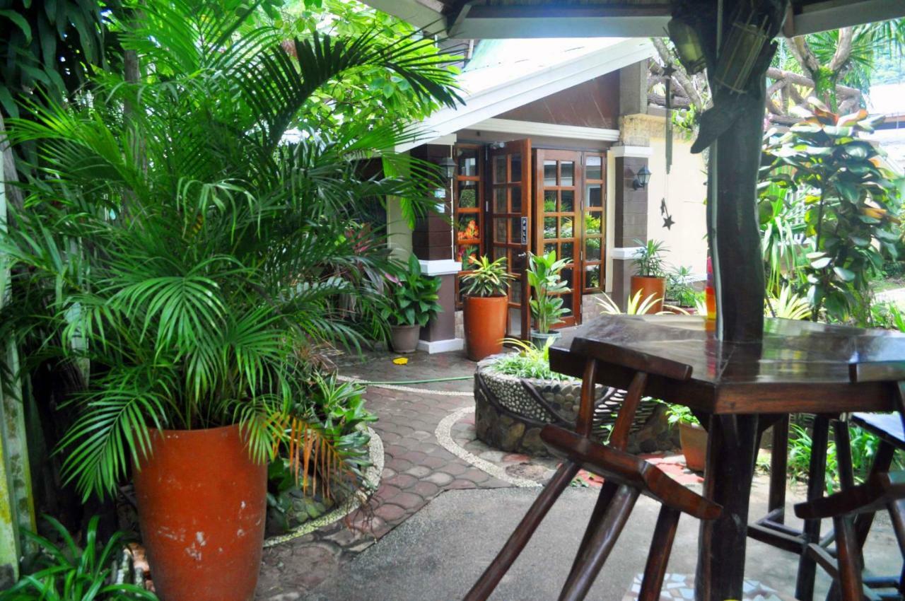 พีคเฮาส์ การ์เด้น เพนชั่น Bed & Breakfast เอลนิโด ภายนอก รูปภาพ
