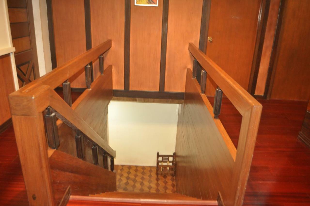 พีคเฮาส์ การ์เด้น เพนชั่น Bed & Breakfast เอลนิโด ภายนอก รูปภาพ